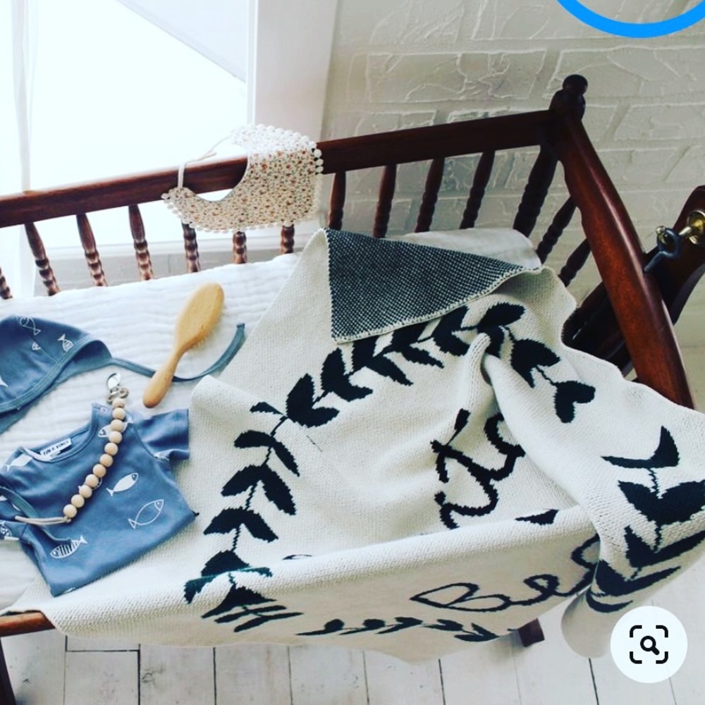 ISO fin and vince life is beautiful blanket and tank top (size 4/5 or 6/7).